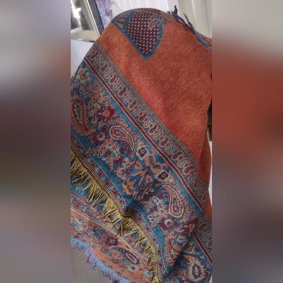 Pashmina And Silk 32" Square Scarf/Shawl Unworn Condition Great Gift - Picture 2 of 7